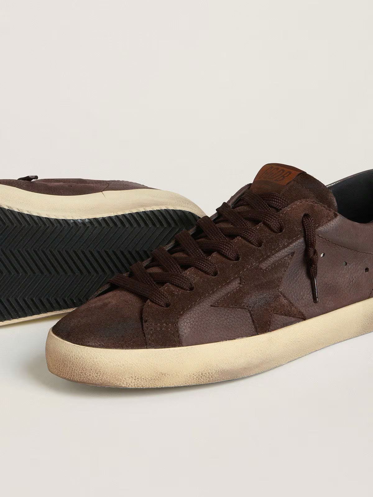 Golden Goose Super Star in Brown Nubuck