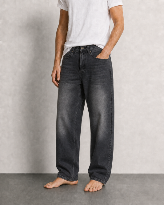 STRAIGHT-LEG JEANS